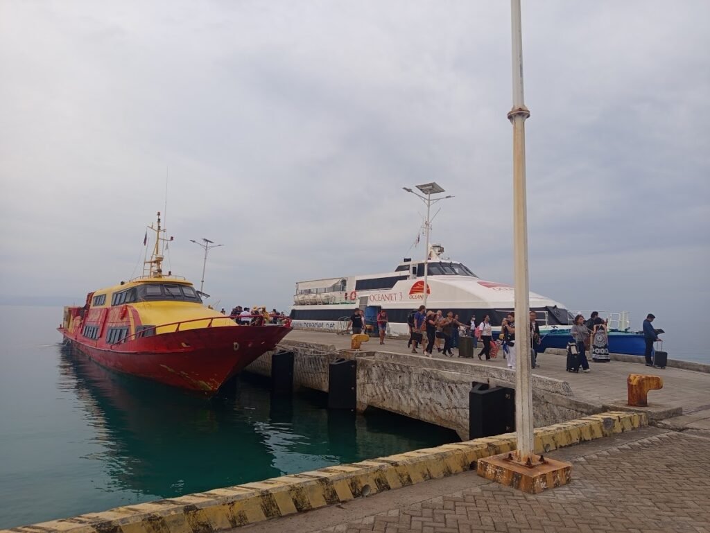 How Much Luggage Can You Take on a Philippine Ferry
